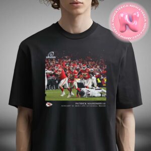 Patrick Mahomes Black Kansas City Chiefs NFL Flash Features Divisional Round Unisex T-Shirt