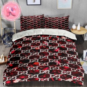 Gucci And Diamond Luxury Brand Monogram Pattern Logo Stripe Duvet Cover Bedding Set