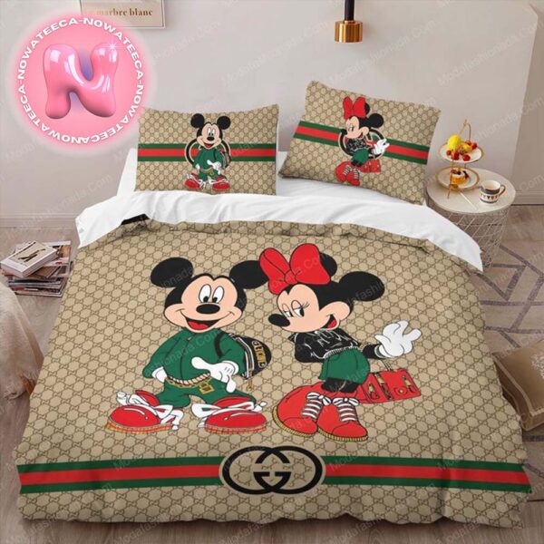 Luxury With Mickey Mouse And Minnie Mouse Vintage Monogram Pattern Background Bedding Set